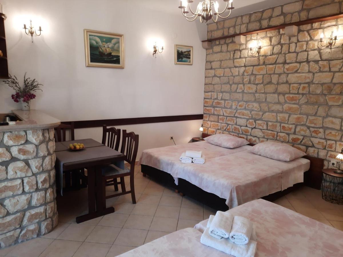 Apartments Zlosilo Orašac Zewnętrze zdjęcie